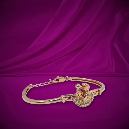 Mother’s Embrace Bracelet