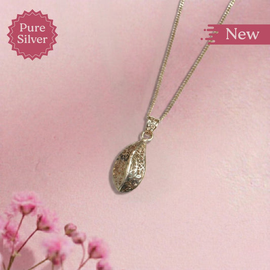 Silver Leaf Pendant Necklace