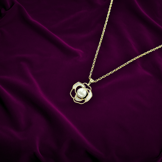 Golden Bloom Pearl Pendant